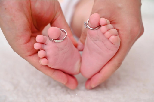 石狮宝宝和宝贝哪个更爱 石狮宝宝和宝贝哪个更爱